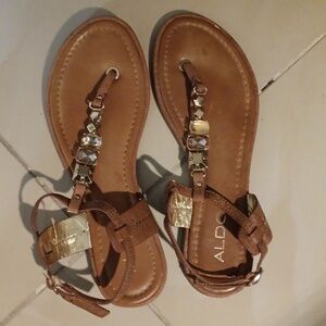 LAST CALLL!!!! Aldo sandals